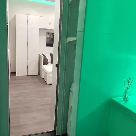 Parliament Studio Apartment Budapest
